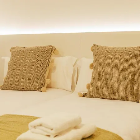 Bravissimo Mercadal 3, One-bedroom Sofa Bed Gerona