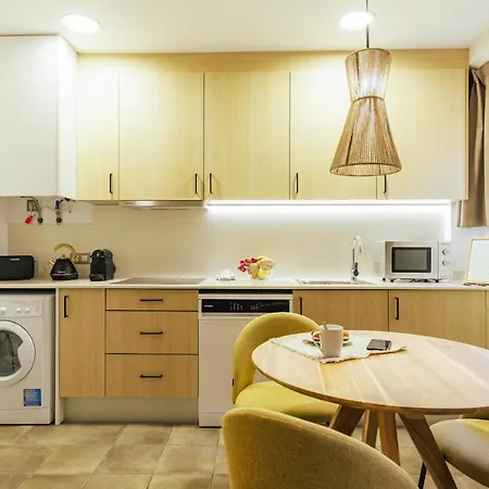 Apartman Bravissimo Mercadal 3, One-bedroom Sofa Bed *